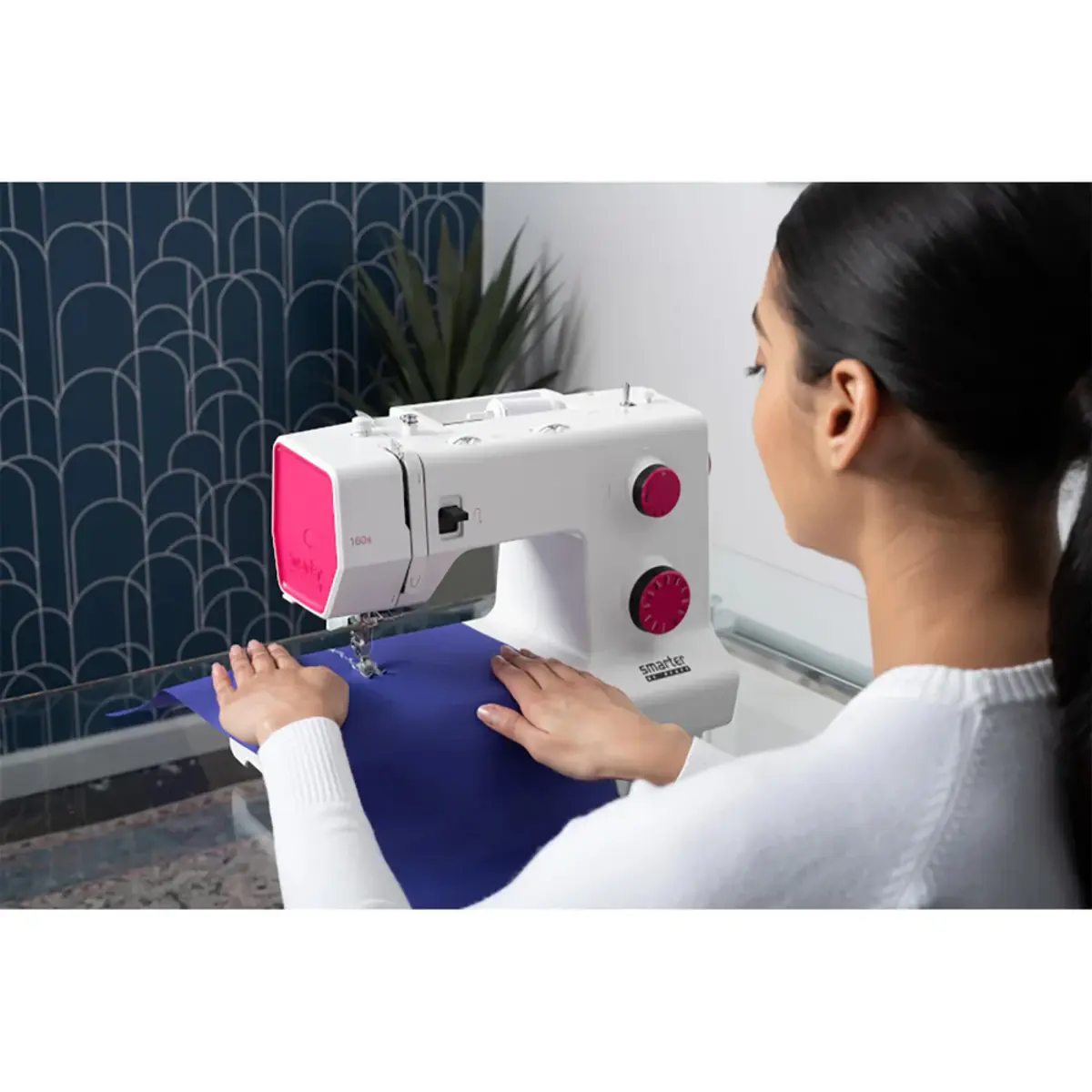 Smarter by Pfaff 160s Nähmaschine – Bild 2